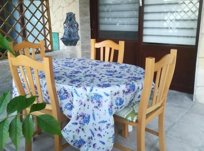 Gæstehus Posavec 2*